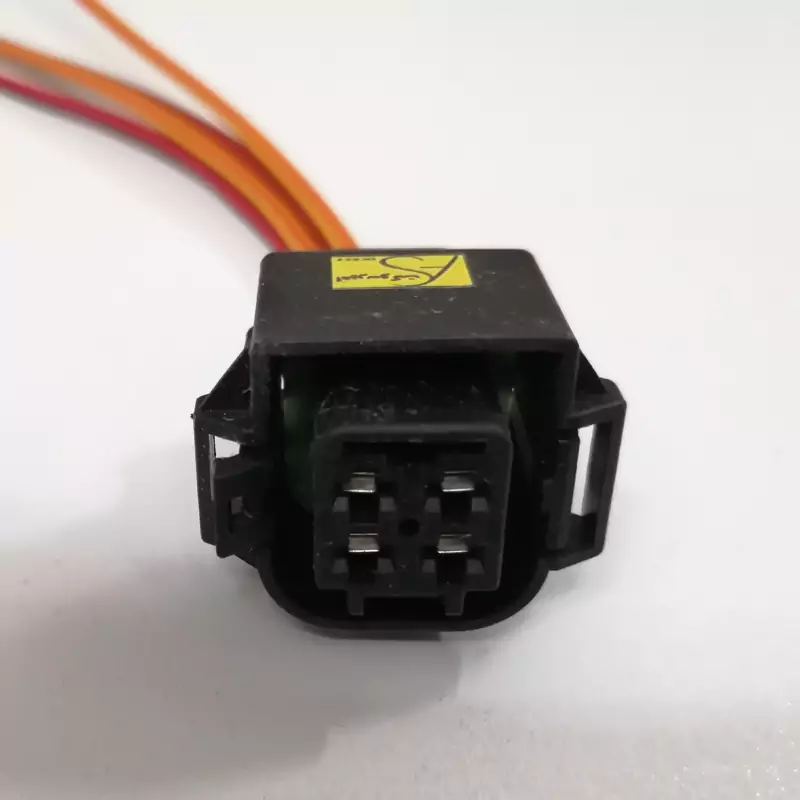 سوکت کویل 206 چهار فیش